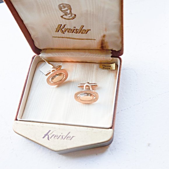 Vintage Gold Cufflinks in Original Box Never Used - Picture 1 of 3